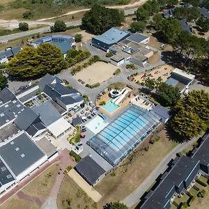 Bleues Club Keravel Hotel